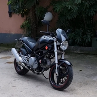 Ducati monster dark 600 asi epoca