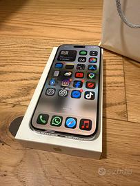 iPhone 16 Pro Max AppleCare+