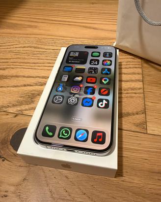 iPhone 16 Pro Max AppleCare+