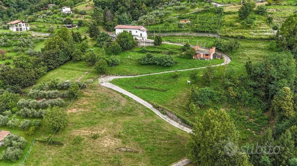 Rustico / Casale di 488 m² con 5 locali a Foresto - Vista 3