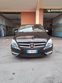 MERCEDES Classe B (W247) - 2013