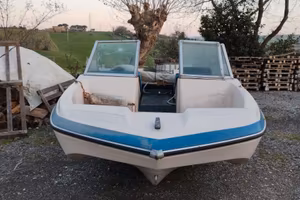 Natante solo scafo