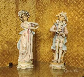 statuette in porcellana 