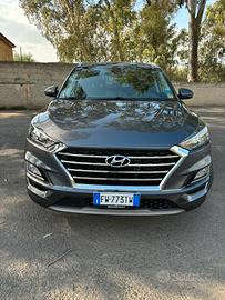 Hyndai Tucson 2 serie