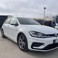 Volkswagen Golf 7.5 1.0 TSI 115cv R-LINE