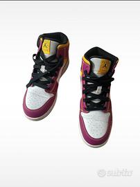 Nike airJordan  1 Mid rosa e giallo