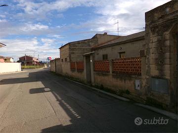 casa anni 70 su lotto di 618 mq