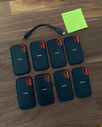 LOTTO San Disk Extreme Portable SSD 2TB