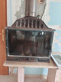 Termocamino a aria  in ghisa . della star camin