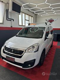 Peugeot Partner Tepee 1.6 BlueHDi 120cv Active