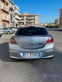 Opel Astra GTC