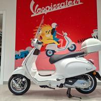 Piaggio Vespa 125 Primavera €5+