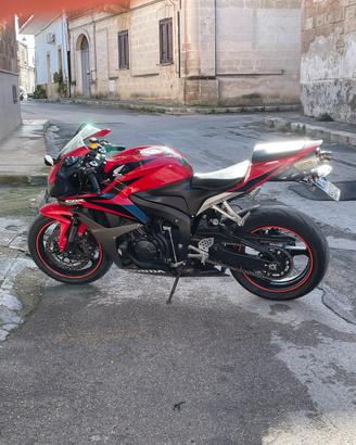 Cbr 600 rr 2008