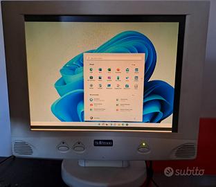 Monitor LCD McPerson 15 pollici Made in italy