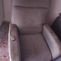 poltrona estensibile elettrica 