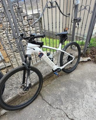 TREK E-BIKE - BOSCH CX PERFORMANCE LINE 625WH