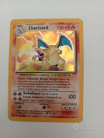 Pokémon Charizard set base ita