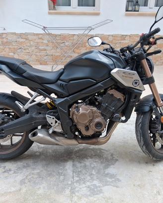 Honda cb650r 