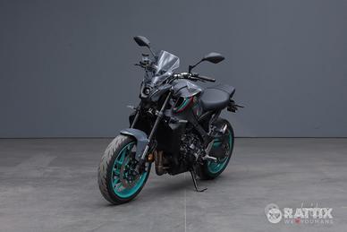 YAMAHA MT-09 890