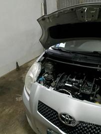 toyota yaris 1000 a benzina  non marciante 