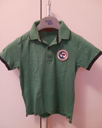 Polo verde con stampe marca Napapijri anni 8