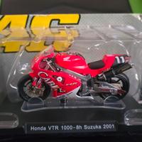 Honda TVR 1000-8h Suzuka 2001 modellino