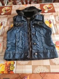 Gilet in jeans con cappuccio donna