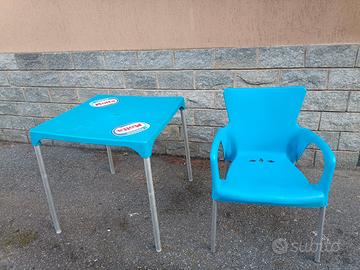 14 Sedie e 2 tavoli originali Motta da giardino 