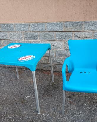 14 Sedie e 2 tavoli originali Motta da giardino 