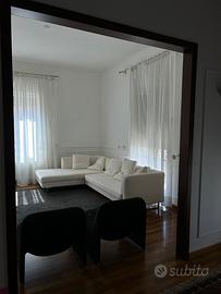 Divano con penisola