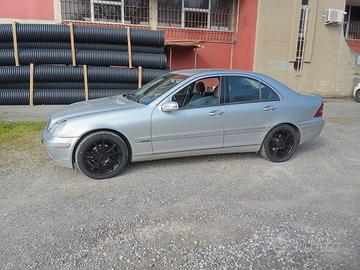 Mercedes c220 w203