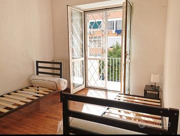 Via leopardi camere doppia per studentesse