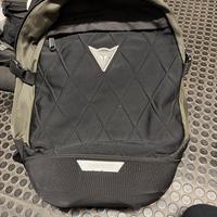 Zaino moto dainese e borsa givi