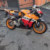 CBR 600 RR HONDA REPSOL+giacca e accessori