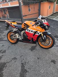 HONDA CBR 600 RR REPSOL+giacca e accessori