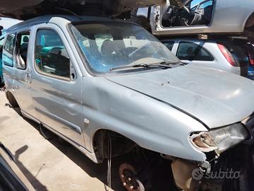 Ricambi CITROEN BERLINGO 2.0 diesel anno 2002