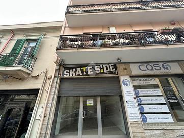 NEGOZIO A REGGIO DI CALABRIA