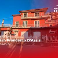 Villa con due appartamenti