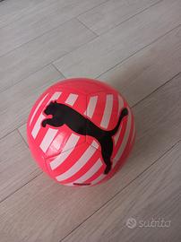 Pallone PUMA da Calcio Rosa