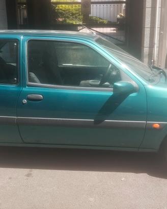 Ford Fiesta del 2001 