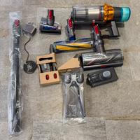 Aspirapolvere dyson  v15 detect submarine nuova