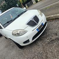 Lancia ypsilon 1.3 mtj 2010 75cv neopatentati y