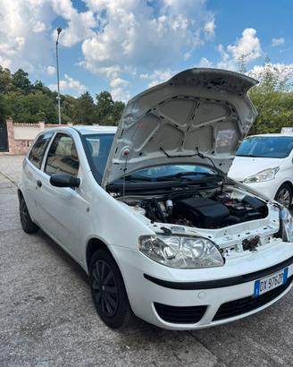 Fiat punto 188 3p 1.2 con impinato gpl di fabbrica