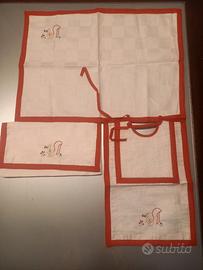 Bavaglini ricamati a mano