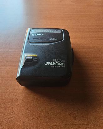 SONY WALKMAN WM-FX103 radio FM/AM  vintage testato