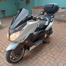 Scooter TMax 500