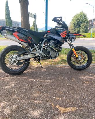 Ktm smc 625 2004