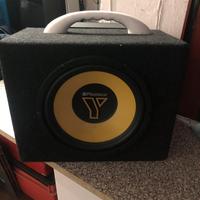 Subwoofer auto