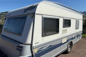 Caravan Fendt Saphir 490 5 posti letto