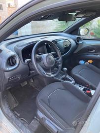 Toyota Aygo X 1.5 hybrid Icon e-cvt